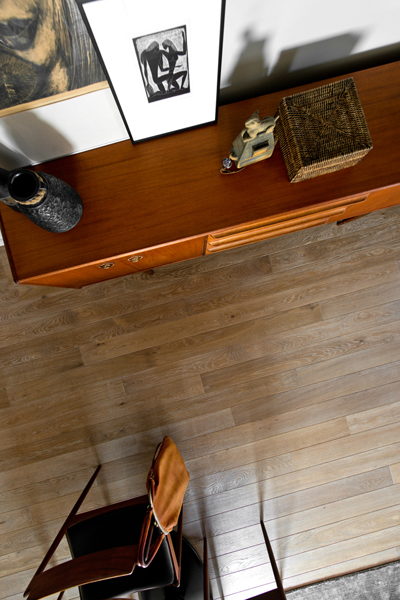 Medinės grindys medinė deko siena ąžuolinės Q-3409 skaidriai balta Medžio stilius