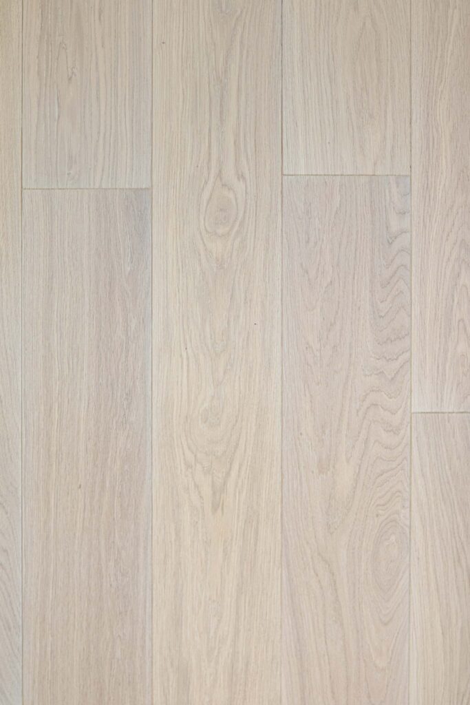 E 2410, Ivory