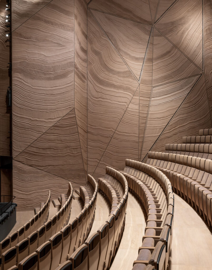 Atnaujintas Klaipėdos valstybinis muzikinis teatras: bendrystėje su meno magija ir pajūrio gamta