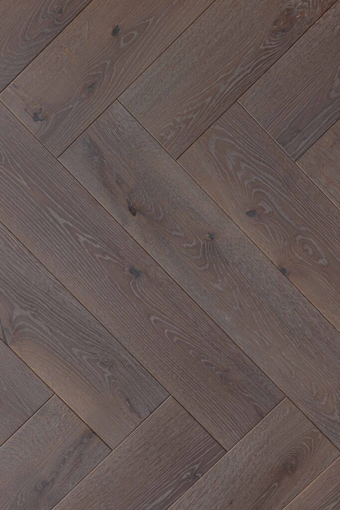 Herringbone parketas 90°49,90 €/m²