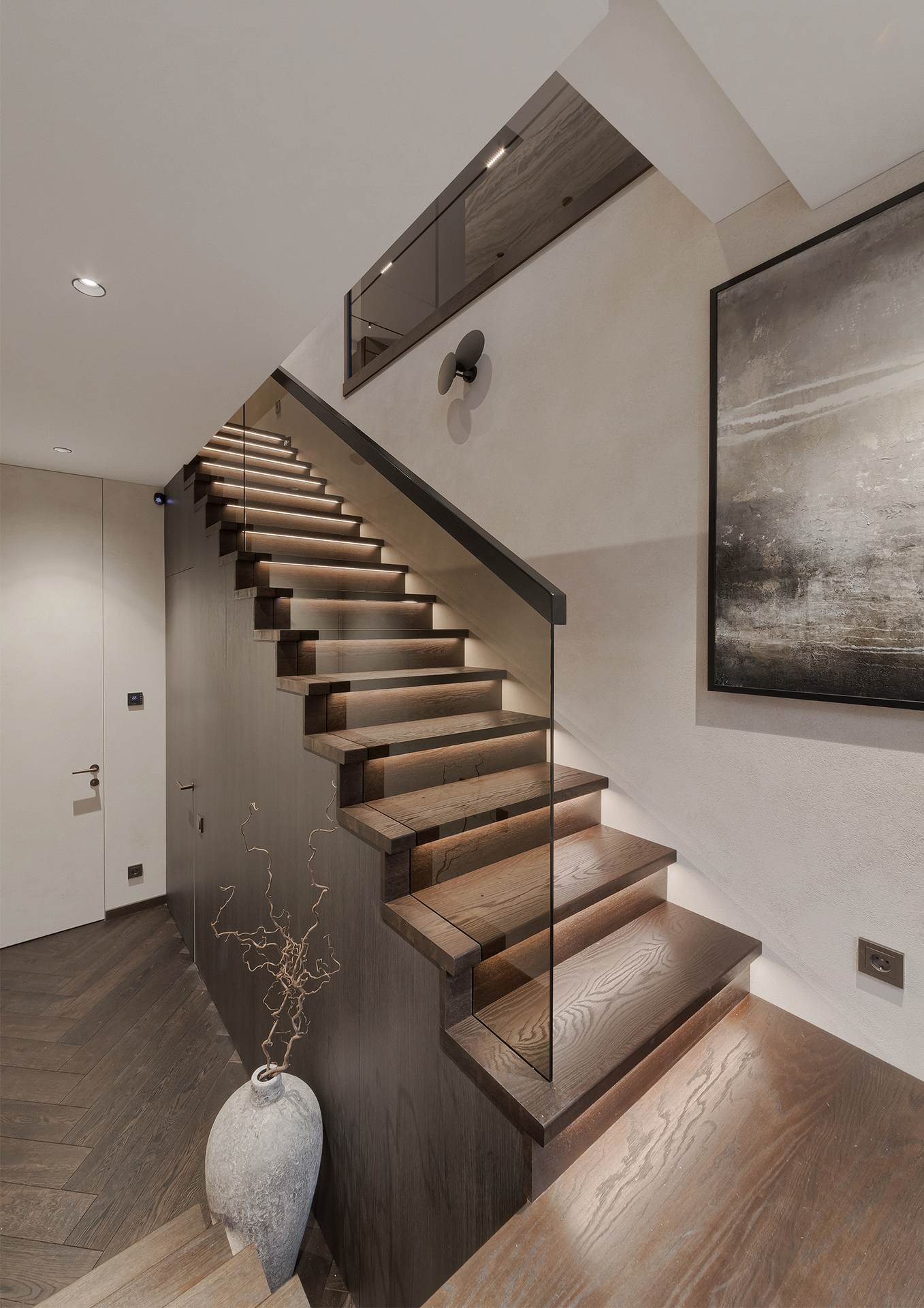 Chevron ąžuolo grindys - subtili ir laiko patikrinta elegancija