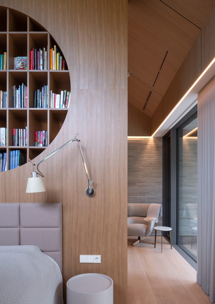 Pamiškio namas: architektūros ir gamtos darna