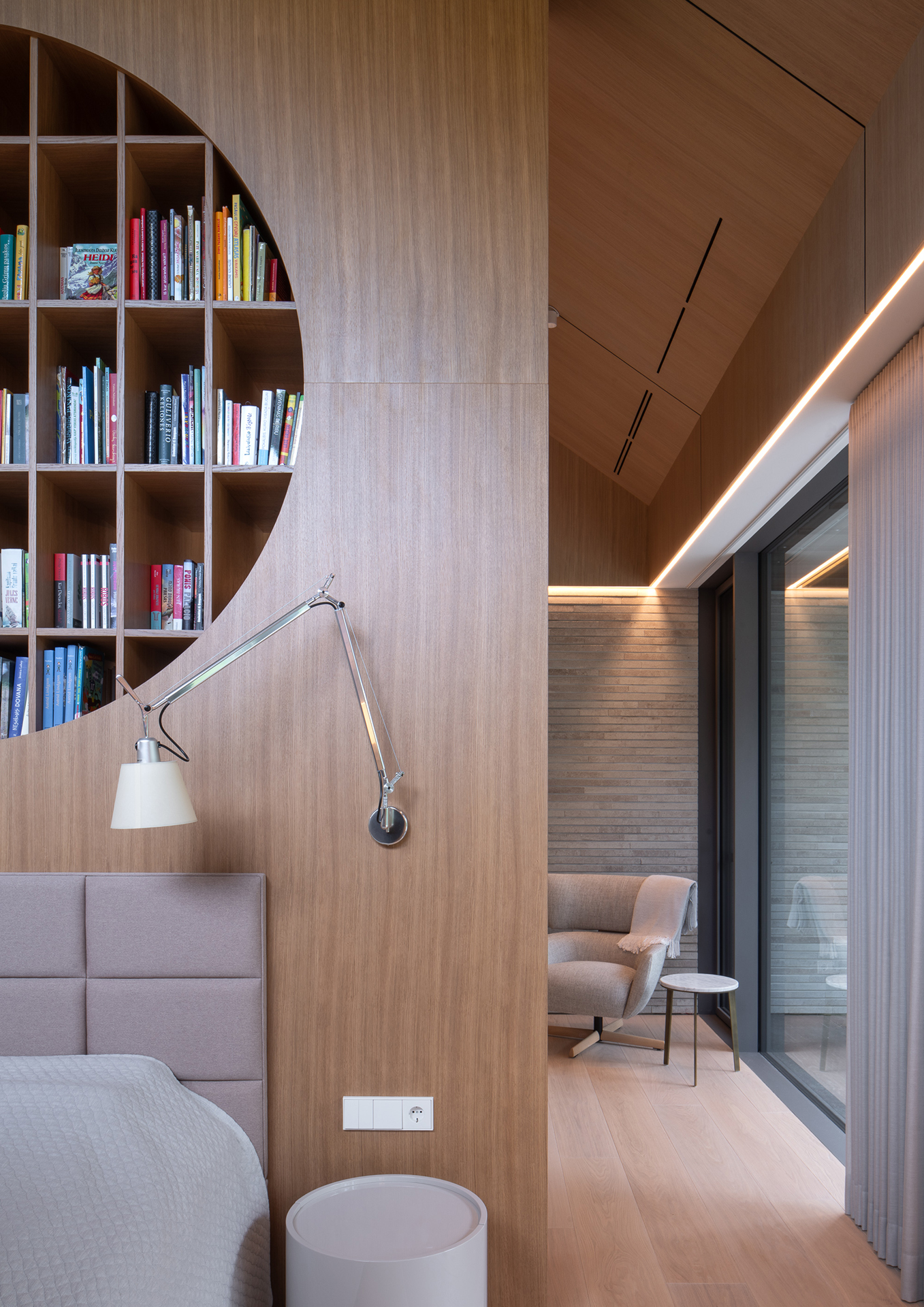 Pamiškio namas: architektūros ir gamtos darna